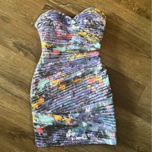 ✨BOGO✨ BCBG strapless purple pleated cocktail mini dress
